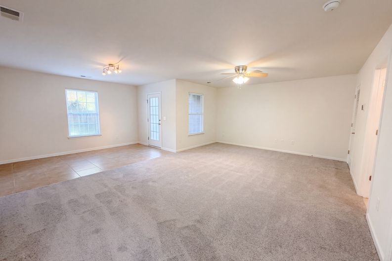 Photo 9 of 20 of 9004 Parlor Dr, Ladson, SC