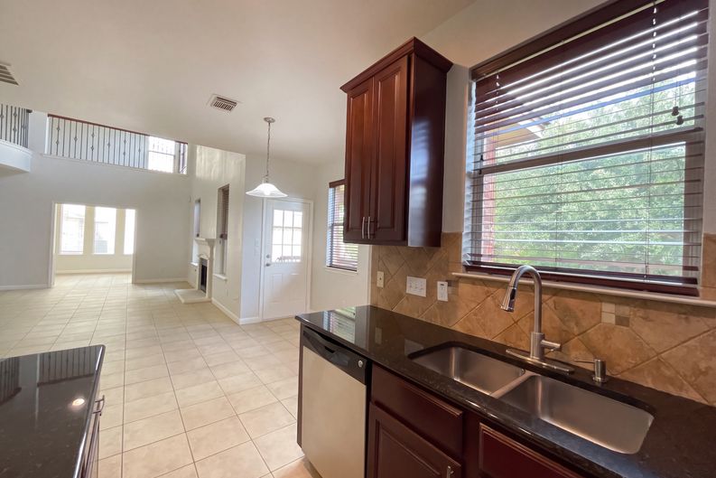 Photo 45 of 68 of 1014 Bretton Woods Dr, Cedar Park, TX