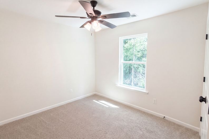 Photo 13 of 25 of 271 Stane Brook Ct, Jackson, GA
