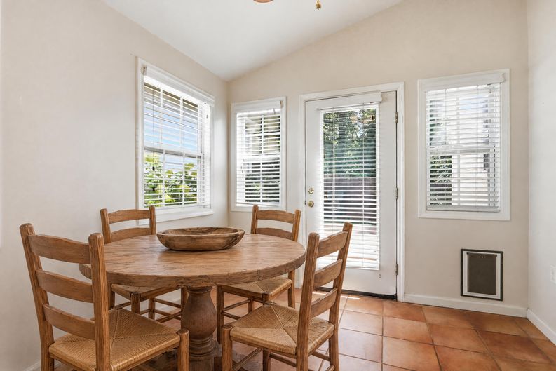 Photo 11 of 23 of 1148 Britley Park Ln, Woodstock, GA