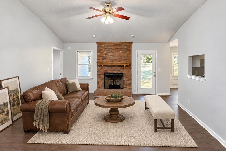 Photo 3 of 23 of 6837 Lowesville Ln, Stanley, NC