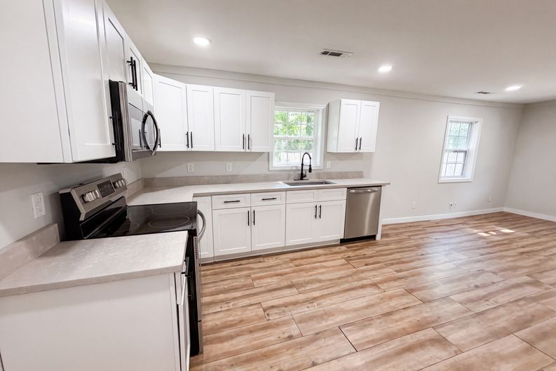Photo 7 of 22 of 1313 Eastbrook Rd SE, Dalton, GA