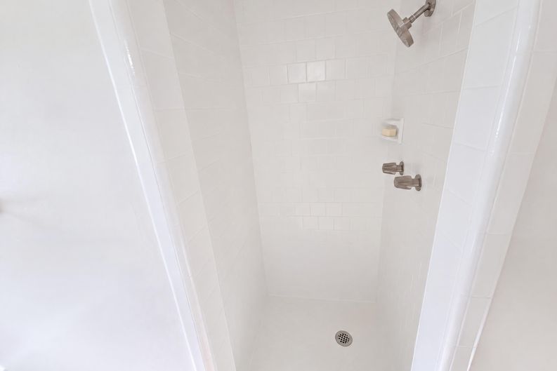 Photo 10 of 29 of 2580 Verna Way, Sacramento, CA