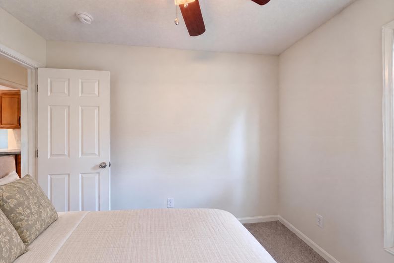 Photo 6 of 19 of 4635 Leprechaun Ln, Winston Salem, NC
