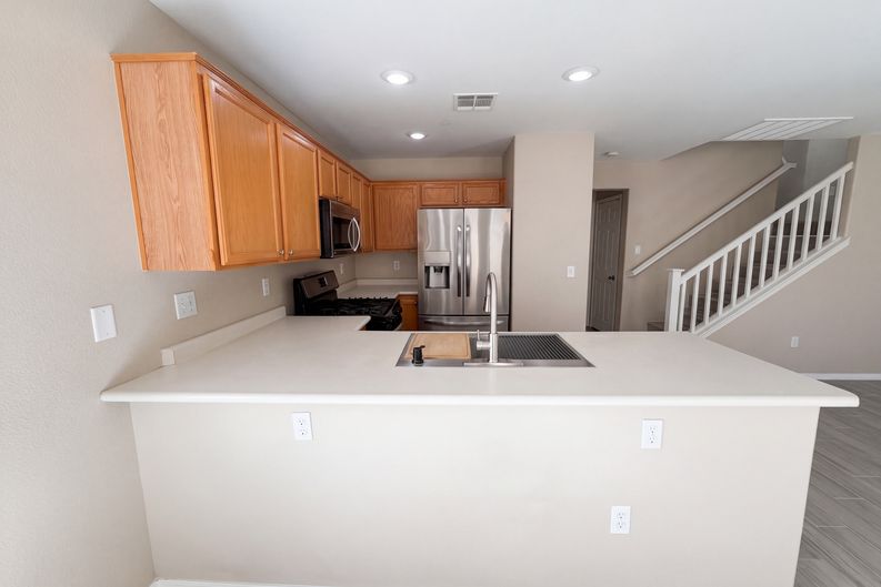 Photo 7 of 19 of 8141 Finch Feather St, Las Vegas, NV