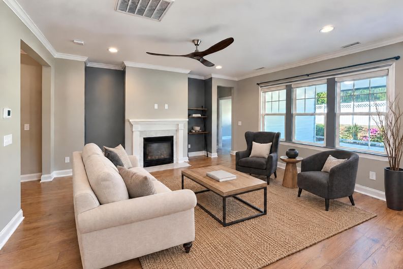 Photo 3 of 27 of 3168 Mavisbank Cir, Apex, NC