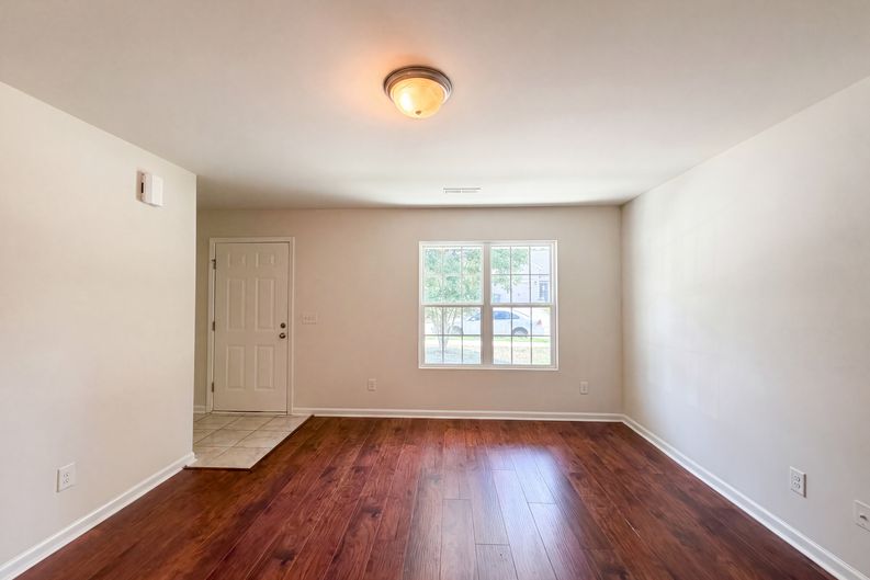 Photo 6 of 24 of 4655 Chapel Ridge Dr, Greensboro, NC