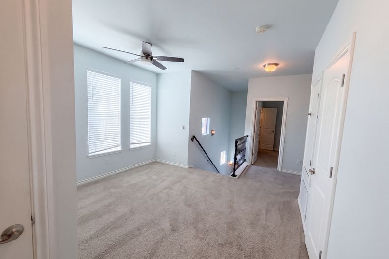 Photo 10 of 29 of 549 S Fretz Ave, Edmond, OK