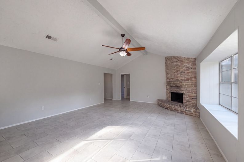 Photo 22 of 31 of 23110 Pennsgrove Rd, Spring, TX
