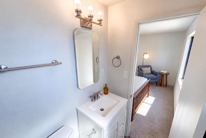 Photo 12 of 30 of 5921 W Cypress St, Phoenix, AZ