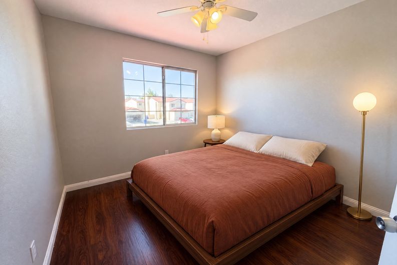 Photo 13 of 21 of 16960 Sorrento Ln, Victorville, CA