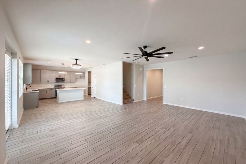 Photo 6 of 29 of 4510 Penkert Pl, Lakeland, FL