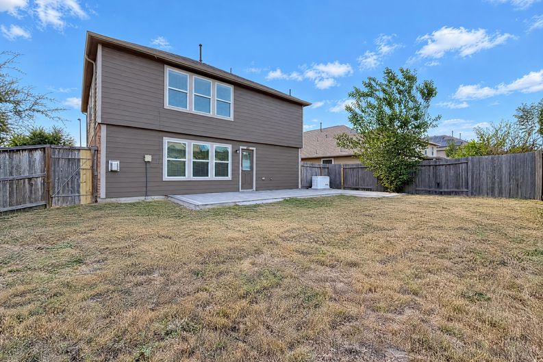 Photo 5 of 26 of 14414 Darrah Dr, Houston, TX