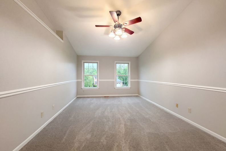 Photo 13 of 32 of 12173 Village Woods Dr, Cincinnati, OH