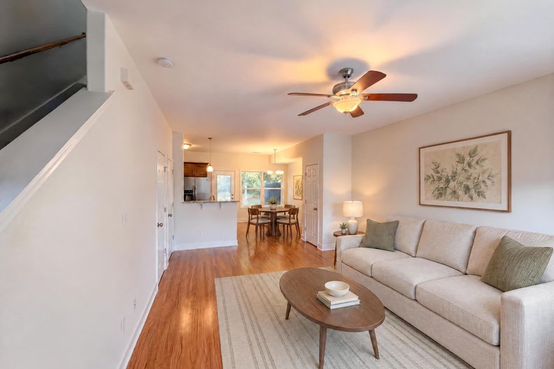 Photo 10 of 22 of 2043 Pinecrest Dr, Nashville, TN