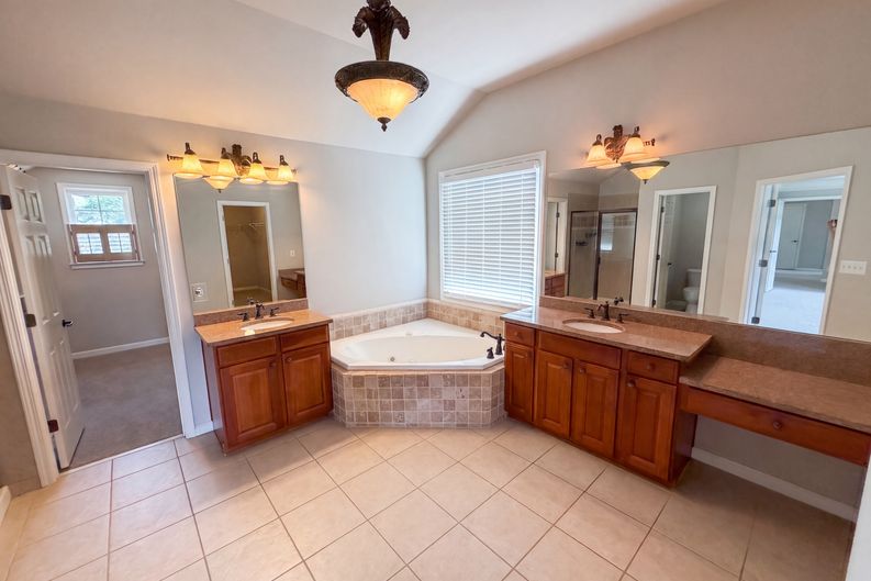 Photo 39 of 74 of 7047 Tree House Way, Flowery Branch, GA