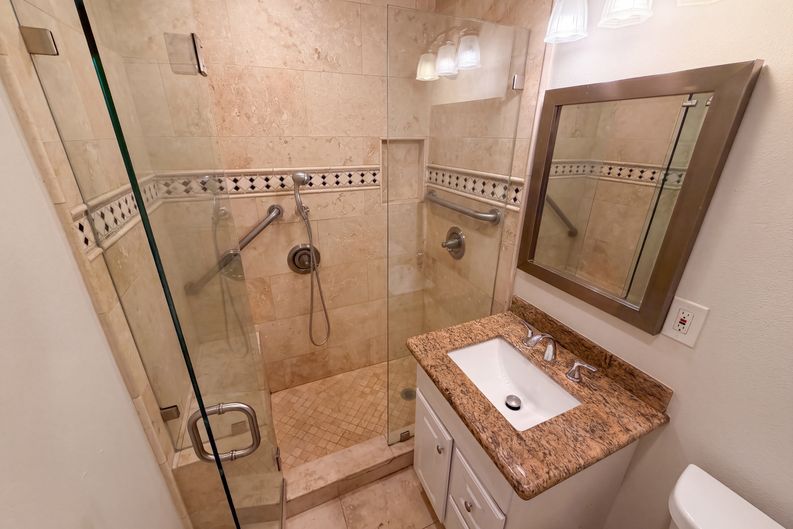 Photo 18 of 31 of 1426 S Rita Way, Santa Ana, CA