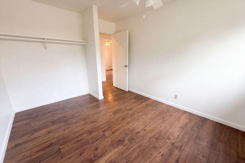 Photo 13 of 25 of 6232 Wittenham Way, Orangevale, CA