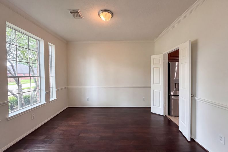 Photo 12 of 33 of 3106 Forrester Dr, Pearland, TX