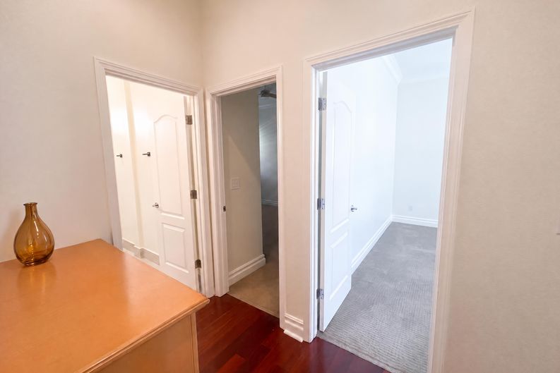 Photo 16 of 33 of 6520 Nebula Ct, Rocklin, CA