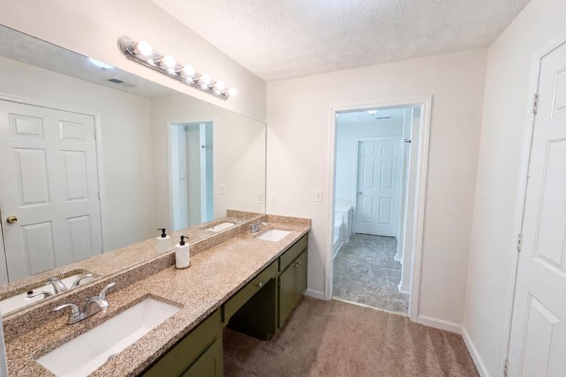 Photo 13 of 22 of 213 Carl Parker Rd, Hampton, GA