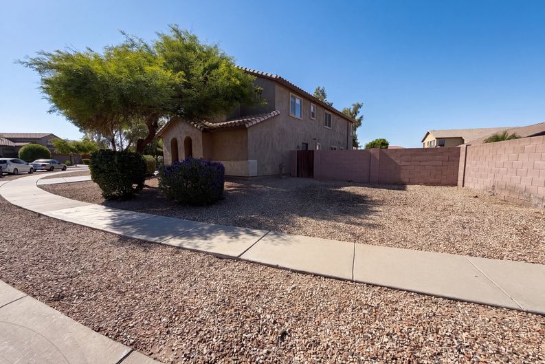 Photo 29 of 33 of 11397 W Lincoln St, Avondale, AZ
