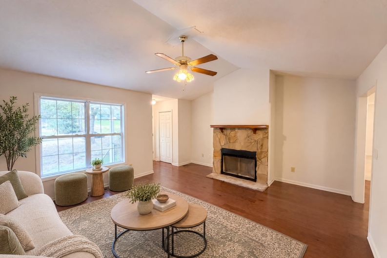 Photo 11 of 26 of 103 Saddlebrook Ct, Lagrange, GA