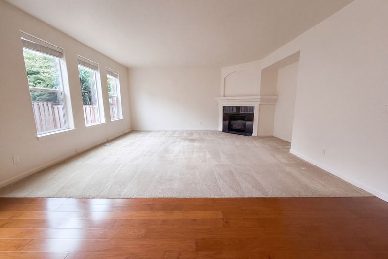 Photo 3 of 20 of 3468 SE Silver Fox Ave, Hillsboro, OR
