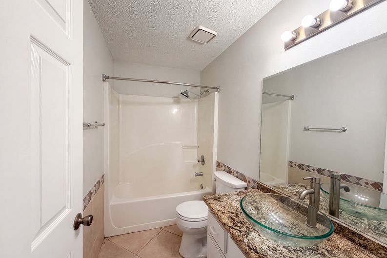 Photo 12 of 18 of 1719 Needle Palm Dr, Edgewater, FL