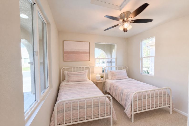 Photo 10 of 21 of 5124 Bissett Way, Sacramento, CA