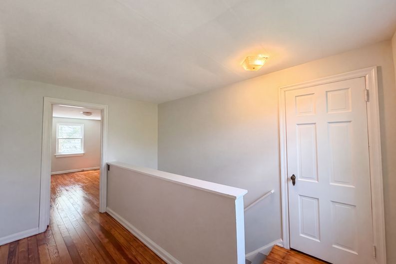 Photo 12 of 21 of 1304 Coolidge Ave, Cincinnati, OH