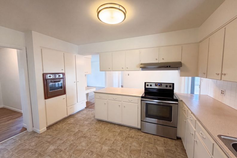 Photo 7 of 26 of 1302 E Egbert St, Brighton, CO
