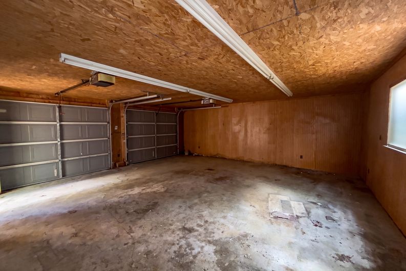 Photo 24 of 29 of 675 Jenny St, Selmer, TN