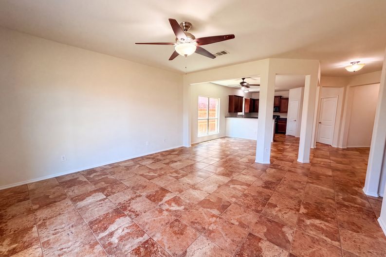 Photo 3 of 18 of 4038 Golden Rod Dr, Forney, TX
