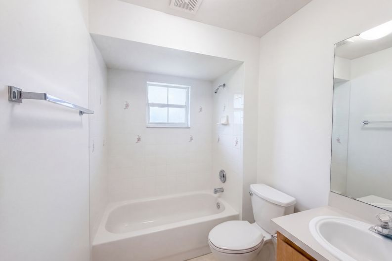 Photo 12 of 21 of 10640 SE 54th Ave, Belleview, FL