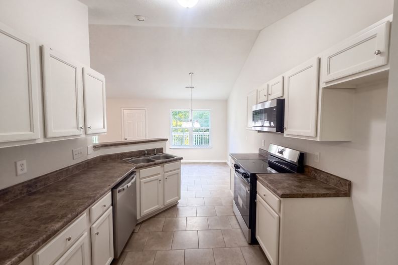 Photo 7 of 42 of 207 Hurston Way, Greensboro, NC