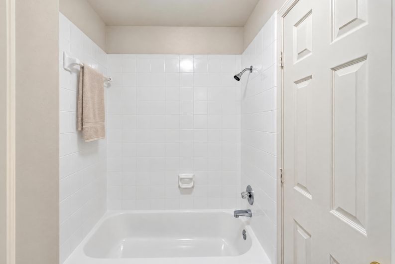 Photo 24 of 30 of 3407 Woodbine Pl, Pearland, TX