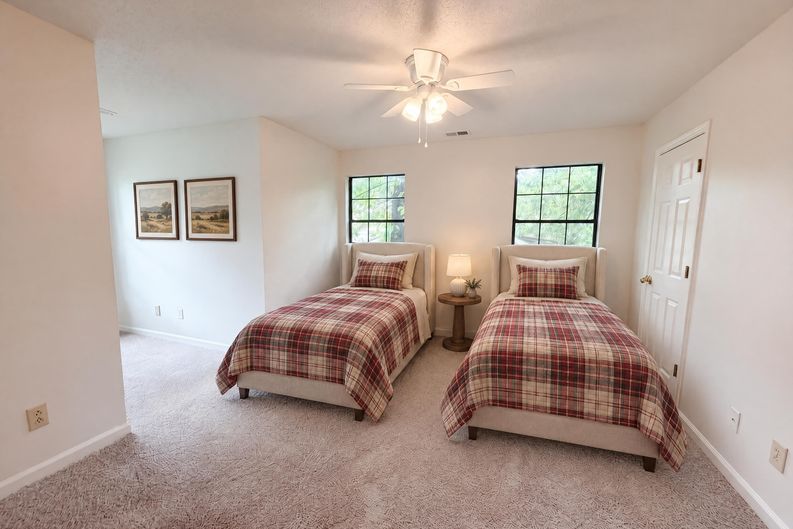 Photo 14 of 24 of 1223 6th St, Pleasant Grove, AL