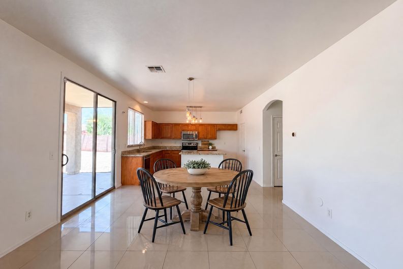 Photo 9 of 22 of 1308 E 12th St, Casa Grande, AZ