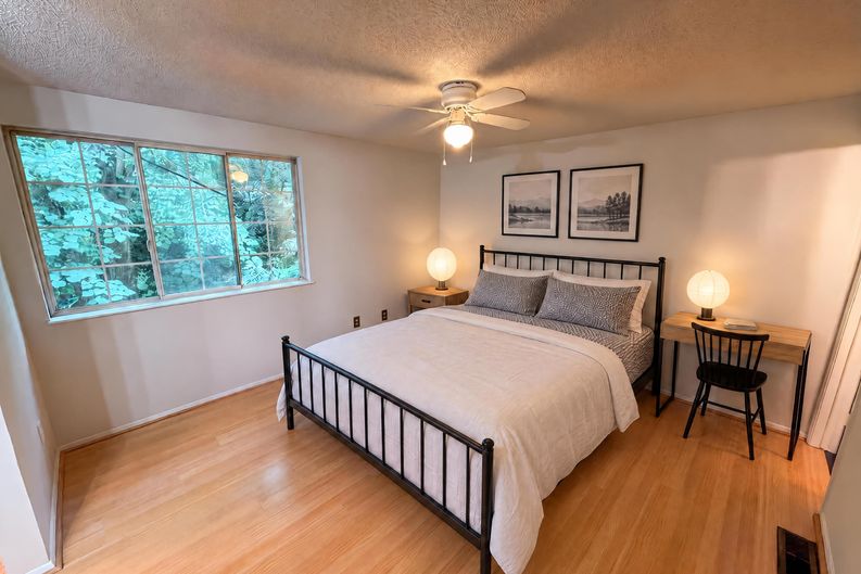 Photo 11 of 20 of 1500 Waybridge Ln, Charlotte, NC