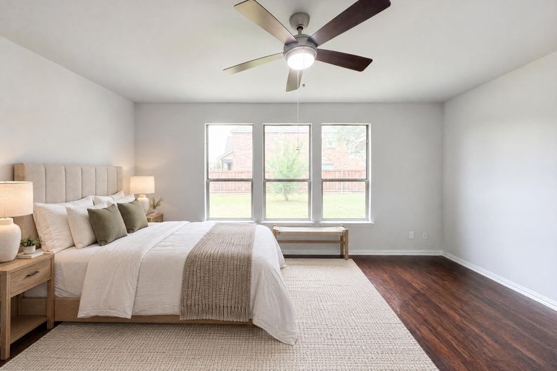 Photo 14 of 18 of 1501 Martin Creek Dr, Little Elm, TX