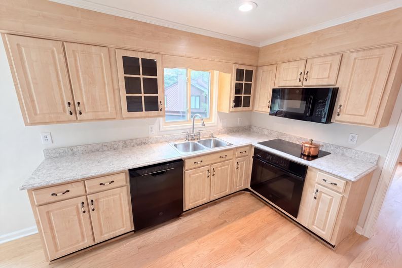 Photo 10 of 40 of 3962 Spalding Holw, Peachtree Corners, GA