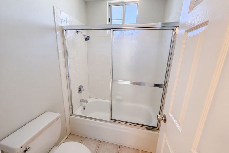 Photo 21 of 25 of 8932 Mesa Oak Dr, Riverside, CA