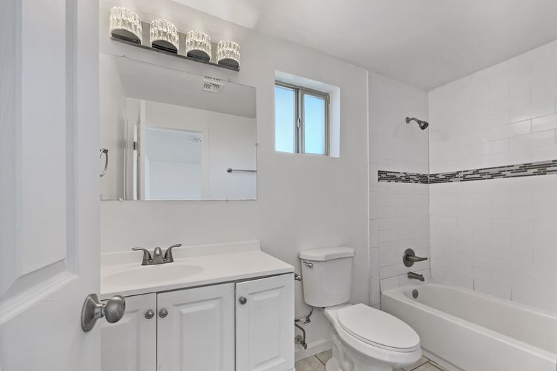 Photo 15 of 17 of 802 W Tipton Dr, Tucson, AZ