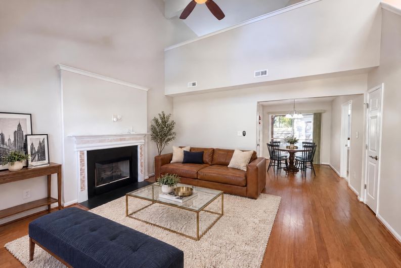 Photo 3 of 22 of 10526 Glory Meadow Ct, Charlotte, NC