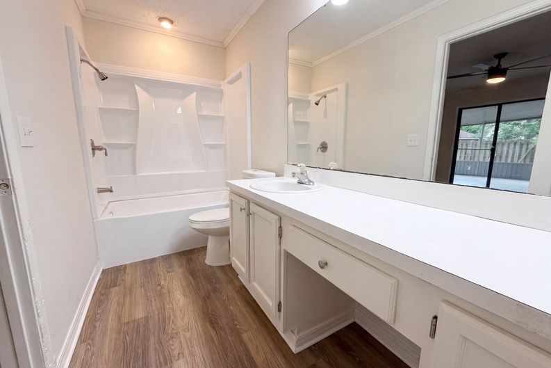 Photo 17 of 23 of 8048 Kilwinning Ln, Jacksonville, FL