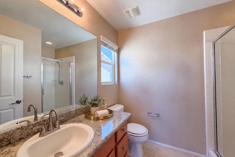 Photo 22 of 32 of 17780 Sweetgum Ln, Canyon Country, CA