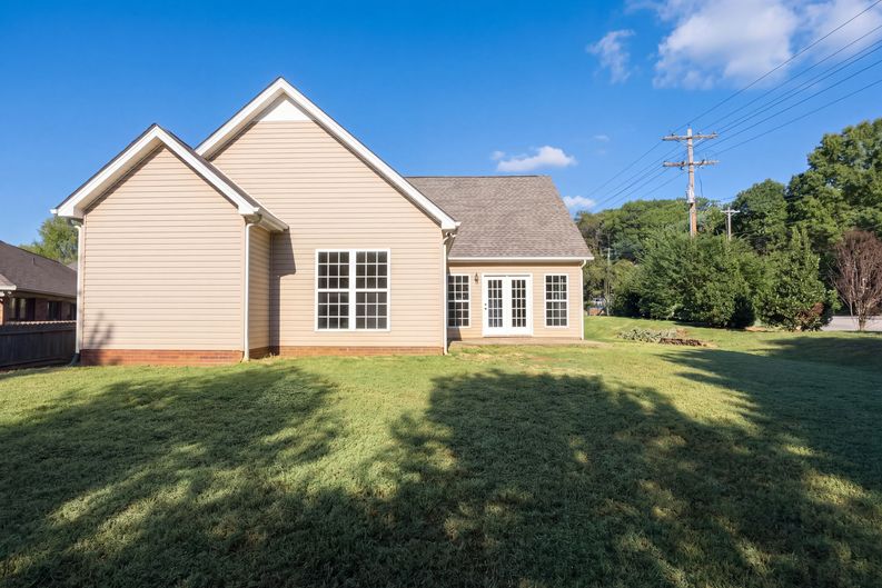 Photo 5 of 28 of 2090 Audubon Dr, Rock Hill, SC