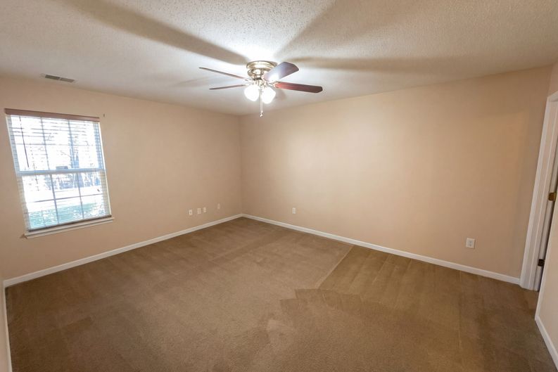 Photo 20 of 24 of 3062 Crest Ridge Cir SW, Marietta, GA