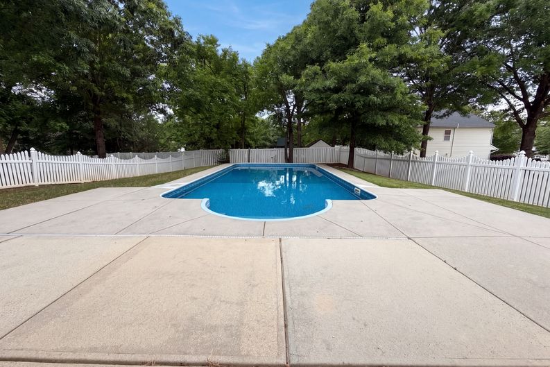 Photo 16 of 18 of 221 Sycamore Creek Rd, Fort Mill, SC